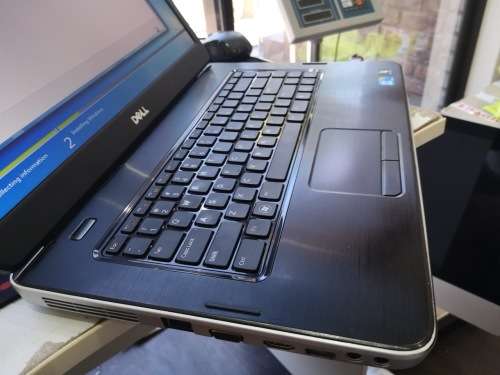 *SOLID SPEC i5*DELL VOSTRO 1540*i5-480m*4GB RAM*500GB HDD*DVD*HD DISPLAY*